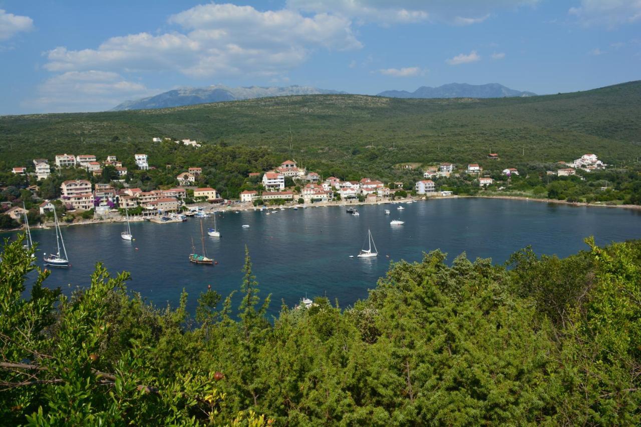 Apartments Bigovo Veljic Tivat Buitenkant foto